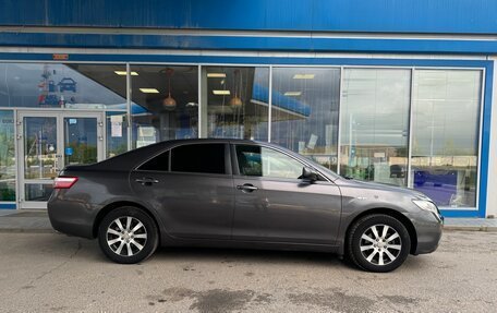 Toyota Camry, 2006 год, 770 000 рублей, 2 фотография