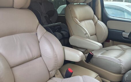 Hyundai Grand Starex Grand Starex I рестайлинг 2, 2011 год, 1 999 999 рублей, 6 фотография