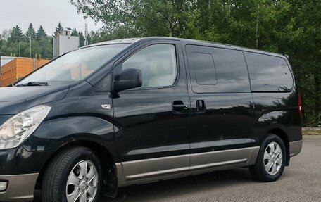 Hyundai Grand Starex Grand Starex I рестайлинг 2, 2011 год, 1 999 999 рублей, 3 фотография