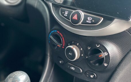 Hyundai Solaris II рестайлинг, 2012 год, 544 000 рублей, 24 фотография