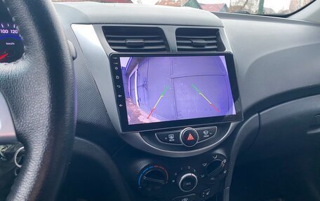 Hyundai Solaris II рестайлинг, 2012 год, 544 000 рублей, 28 фотография