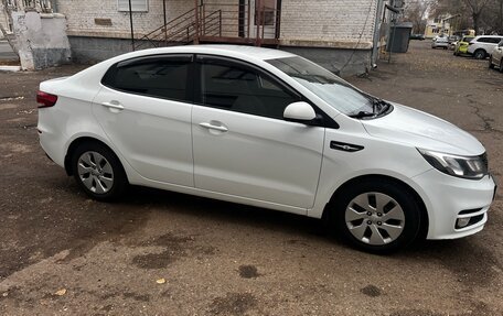 KIA Rio III рестайлинг, 2015 год, 1 100 000 рублей, 2 фотография