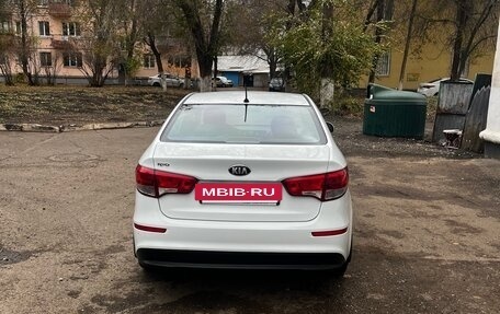 KIA Rio III рестайлинг, 2015 год, 1 100 000 рублей, 5 фотография
