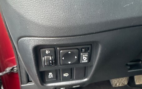 Nissan Juke II, 2012 год, 850 000 рублей, 10 фотография