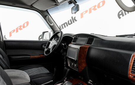 Nissan Patrol, 2006 год, 1 265 000 рублей, 13 фотография