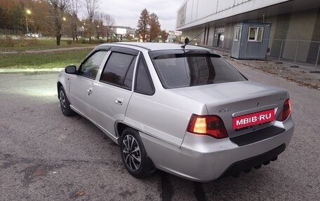 Daewoo Nexia I рестайлинг, 2010 год, 200 000 рублей, 8 фотография