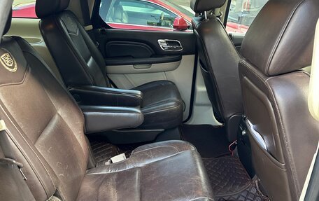 Cadillac Escalade III, 2014 год, 2 650 000 рублей, 14 фотография