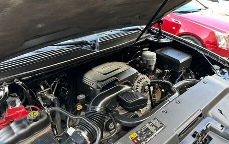 Cadillac Escalade III, 2014 год, 2 650 000 рублей, 16 фотография