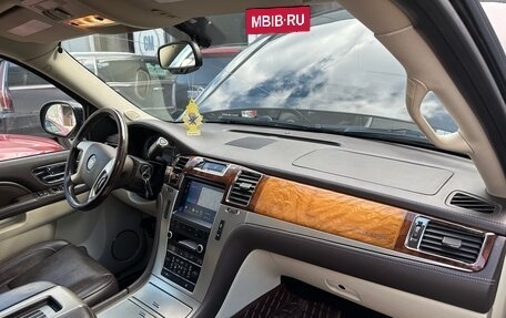 Cadillac Escalade III, 2014 год, 2 650 000 рублей, 19 фотография