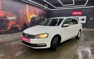Volkswagen Passat B7, 2013 год, 900 000 рублей, 1 фотография