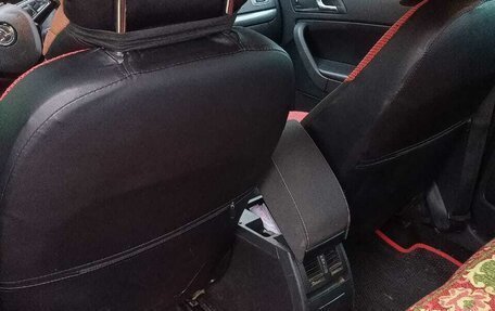 Skoda Yeti I рестайлинг, 2017 год, 1 300 000 рублей, 13 фотография