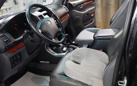 Toyota Land Cruiser Prado 120 рестайлинг, 2006 год, 2 000 000 рублей, 11 фотография