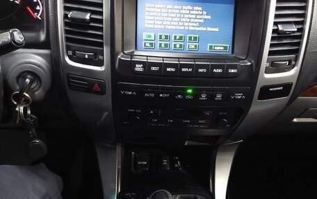 Toyota Land Cruiser Prado 120 рестайлинг, 2006 год, 2 000 000 рублей, 20 фотография