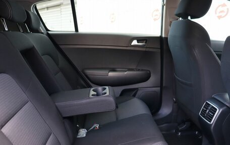 KIA Sportage IV рестайлинг, 2021 год, 2 990 000 рублей, 16 фотография