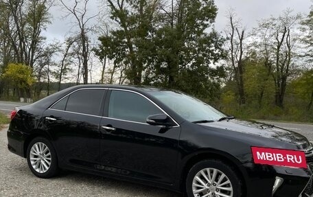 Toyota Camry, 2015 год, 2 100 000 рублей, 3 фотография