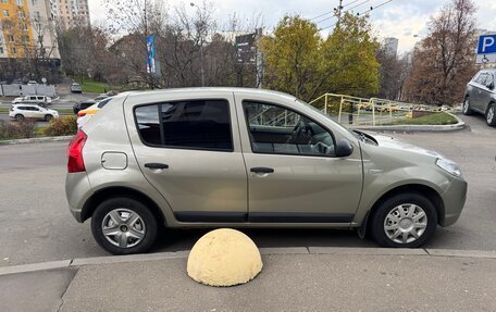 Renault Sandero I, 2013 год, 600 000 рублей, 3 фотография