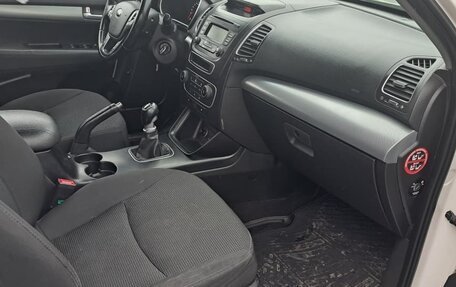 KIA Sorento II рестайлинг, 2013 год, 1 590 000 рублей, 9 фотография