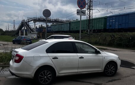 Skoda Rapid I, 2015 год, 600 000 рублей, 5 фотография