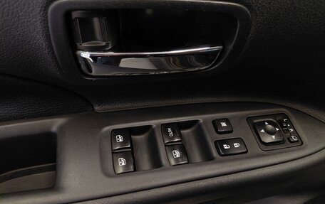 Mitsubishi Outlander III рестайлинг 3, 2017 год, 1 699 000 рублей, 9 фотография