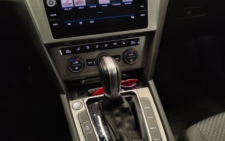 Volkswagen Passat B8 рестайлинг, 2017 год, 1 790 000 рублей, 6 фотография