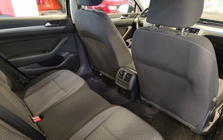 Volkswagen Passat B8 рестайлинг, 2017 год, 1 790 000 рублей, 7 фотография