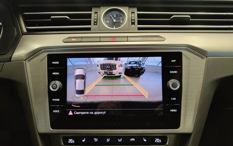 Volkswagen Passat B8 рестайлинг, 2017 год, 1 790 000 рублей, 13 фотография