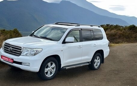 Toyota Land Cruiser 200, 2010 год, 3 100 000 рублей, 1 фотография