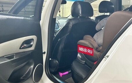 Chevrolet Cruze II, 2013 год, 625 000 рублей, 3 фотография