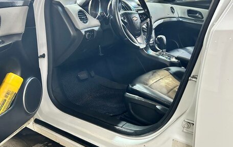 Chevrolet Cruze II, 2013 год, 625 000 рублей, 9 фотография