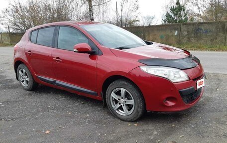 Renault Megane III, 2011 год, 670 000 рублей, 2 фотография