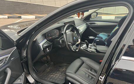 BMW 5 серия, 2019 год, 3 200 000 рублей, 15 фотография