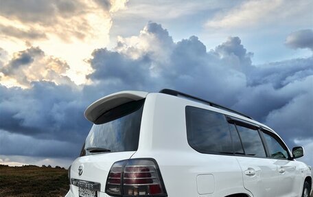 Toyota Land Cruiser 200, 2010 год, 3 100 000 рублей, 4 фотография