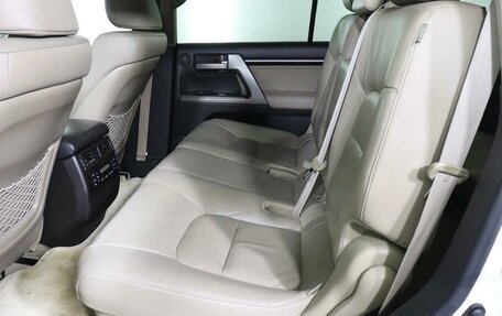 Toyota Land Cruiser 200, 2010 год, 3 100 000 рублей, 13 фотография