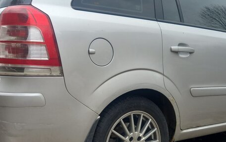 Opel Zafira B, 2008 год, 550 000 рублей, 10 фотография