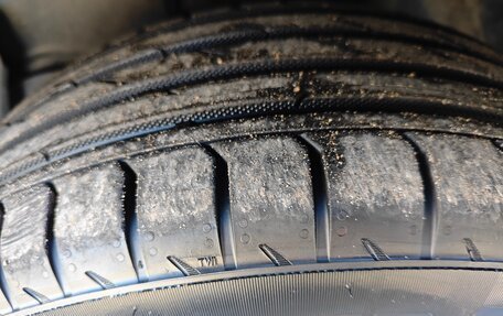 Toyota Avensis III рестайлинг, 2007 год, 900 000 рублей, 25 фотография