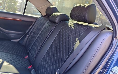 Toyota Avensis III рестайлинг, 2007 год, 900 000 рублей, 30 фотография