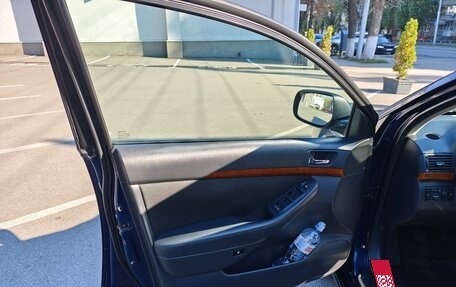 Toyota Avensis III рестайлинг, 2007 год, 900 000 рублей, 18 фотография