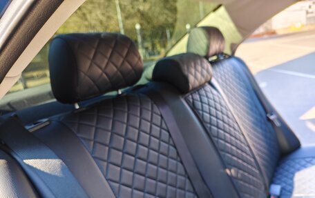 Toyota Avensis III рестайлинг, 2007 год, 900 000 рублей, 32 фотография