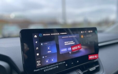 Toyota RAV4, 2025 год, 3 900 000 рублей, 11 фотография