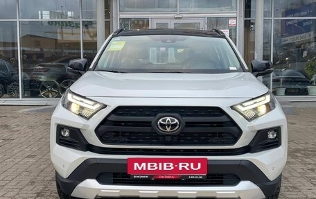 Toyota RAV4, 2025 год, 3 900 000 рублей, 3 фотография