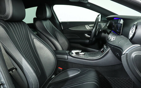 Mercedes-Benz CLS, 2018 год, 5 300 000 рублей, 14 фотография