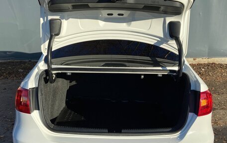 Volkswagen Jetta VI, 2014 год, 815 000 рублей, 8 фотография