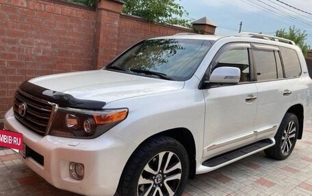 Toyota Land Cruiser 200, 2014 год, 5 000 000 рублей, 3 фотография