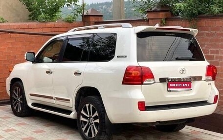 Toyota Land Cruiser 200, 2014 год, 5 000 000 рублей, 6 фотография