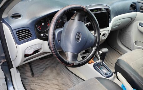 Hyundai Verna II, 2006 год, 450 000 рублей, 12 фотография