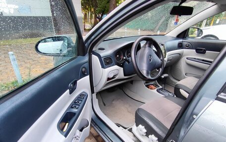 Hyundai Verna II, 2006 год, 450 000 рублей, 17 фотография