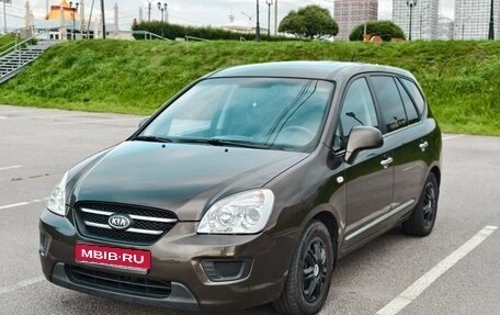 KIA Carens III (RP), 2009 год, 815 000 рублей, 1 фотография
