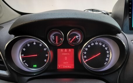 Opel Mokka I, 2013 год, 950 000 рублей, 21 фотография