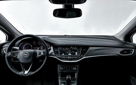 Opel Astra K, 2019 год, 1 700 000 рублей, 21 фотография