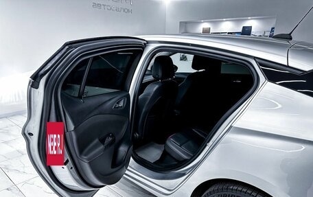 Opel Astra K, 2019 год, 1 700 000 рублей, 19 фотография